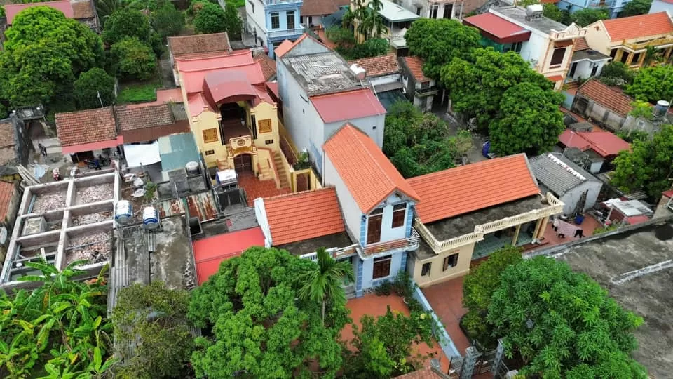 Nhà thờ họ Đặng Vũ  ngày mưa lạnh cuối năm 2024