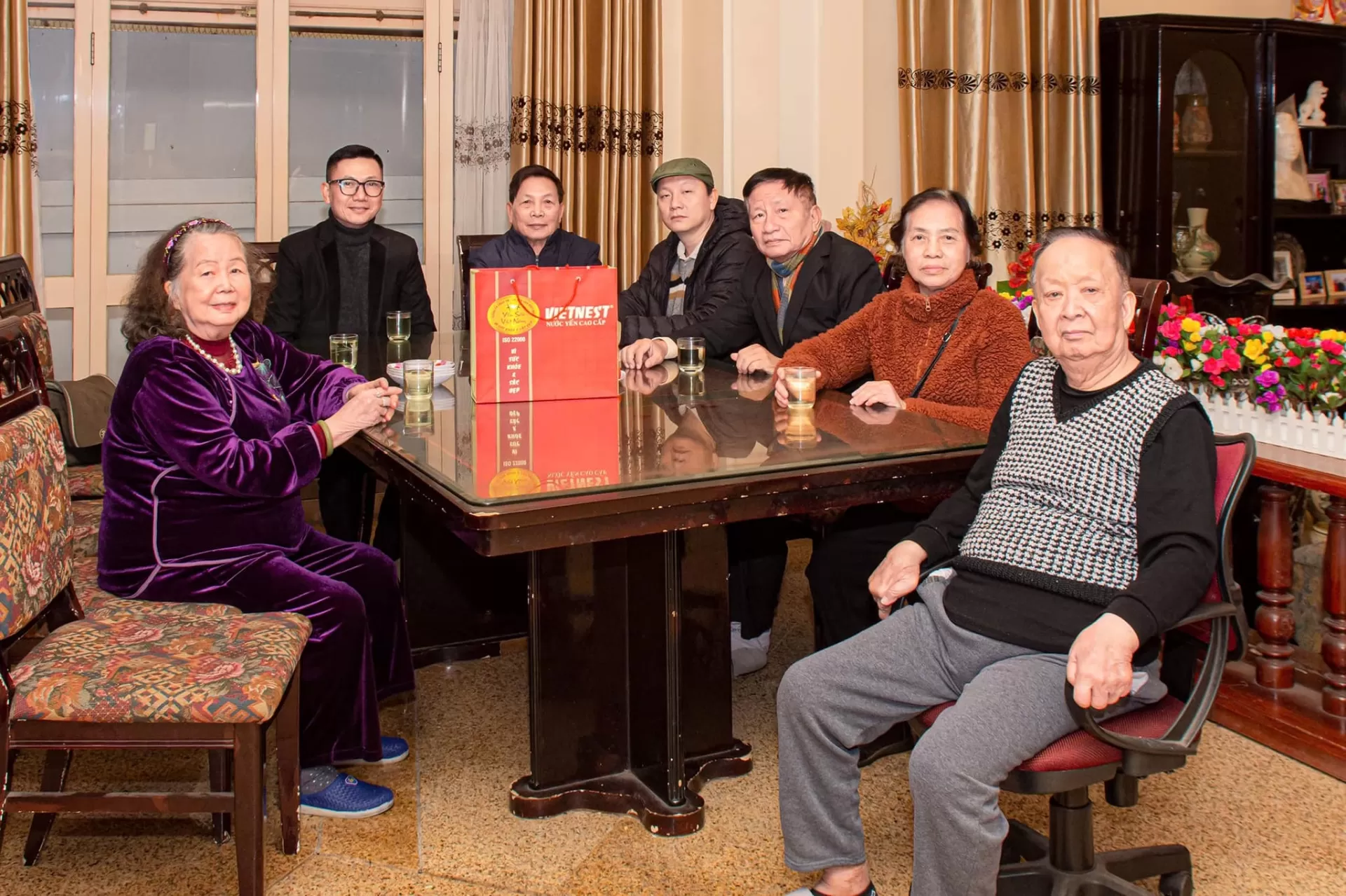 Thăm hỏi và chúc Tết các cụ cao niên từ 90 tuổi trở lên và các cụ đang đau yếu trong dòng họ