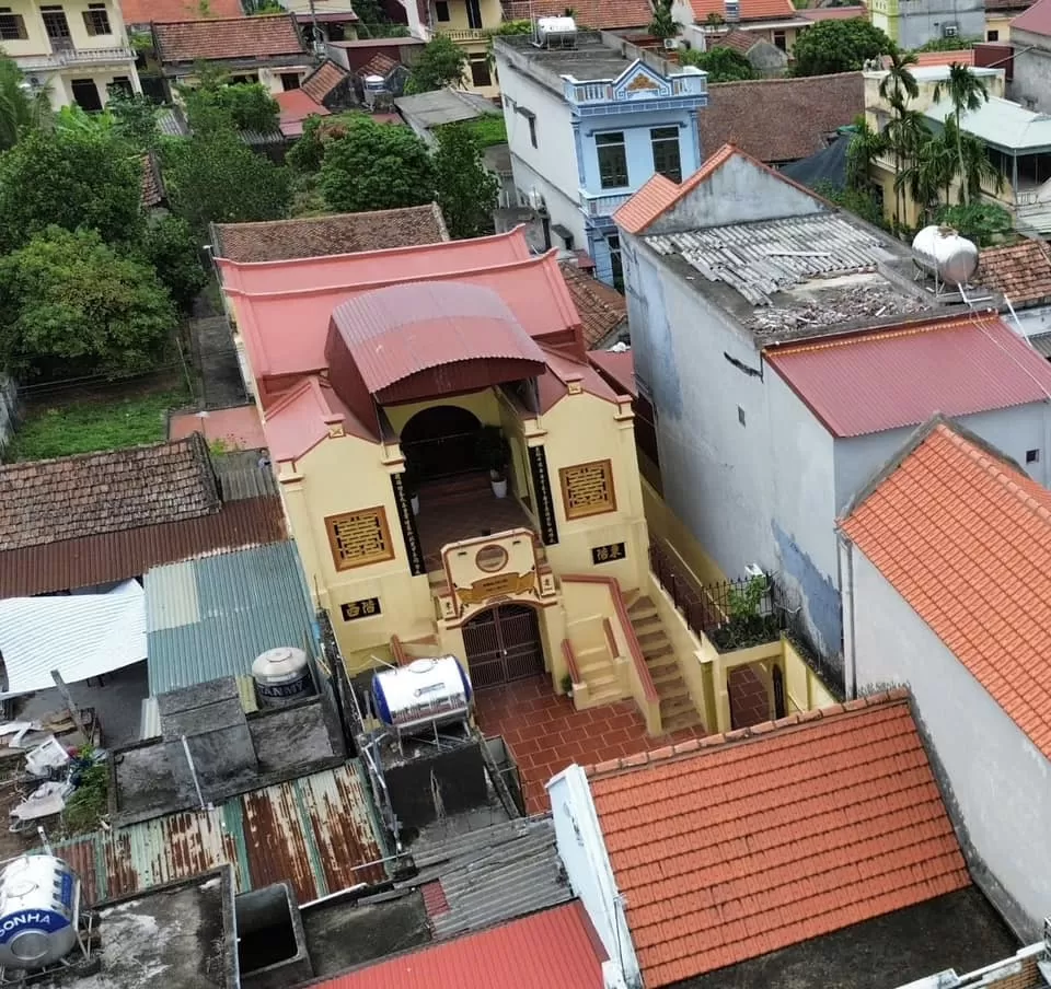 Nhà thờ họ Đặng Vũ  ngày mưa lạnh cuối năm 2024